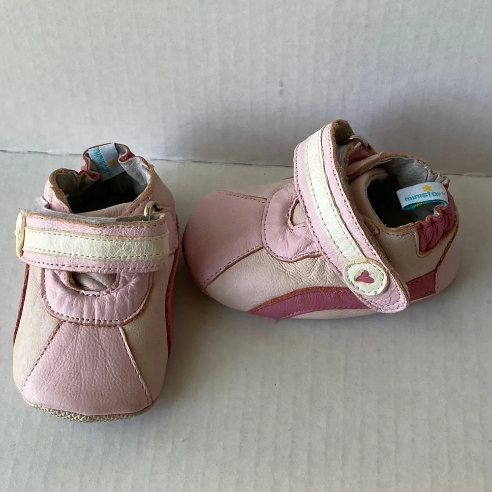 Ministar leather baby shoes